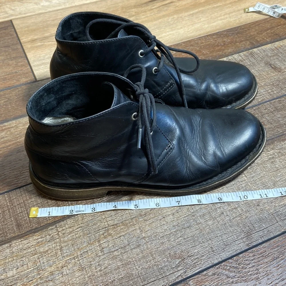 UGG Leather Chukka Boots Size 8.5?
